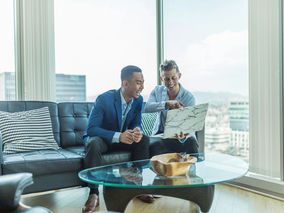 Do It In 7 Steps: Your Quick Guide to Starting a Business in 2024