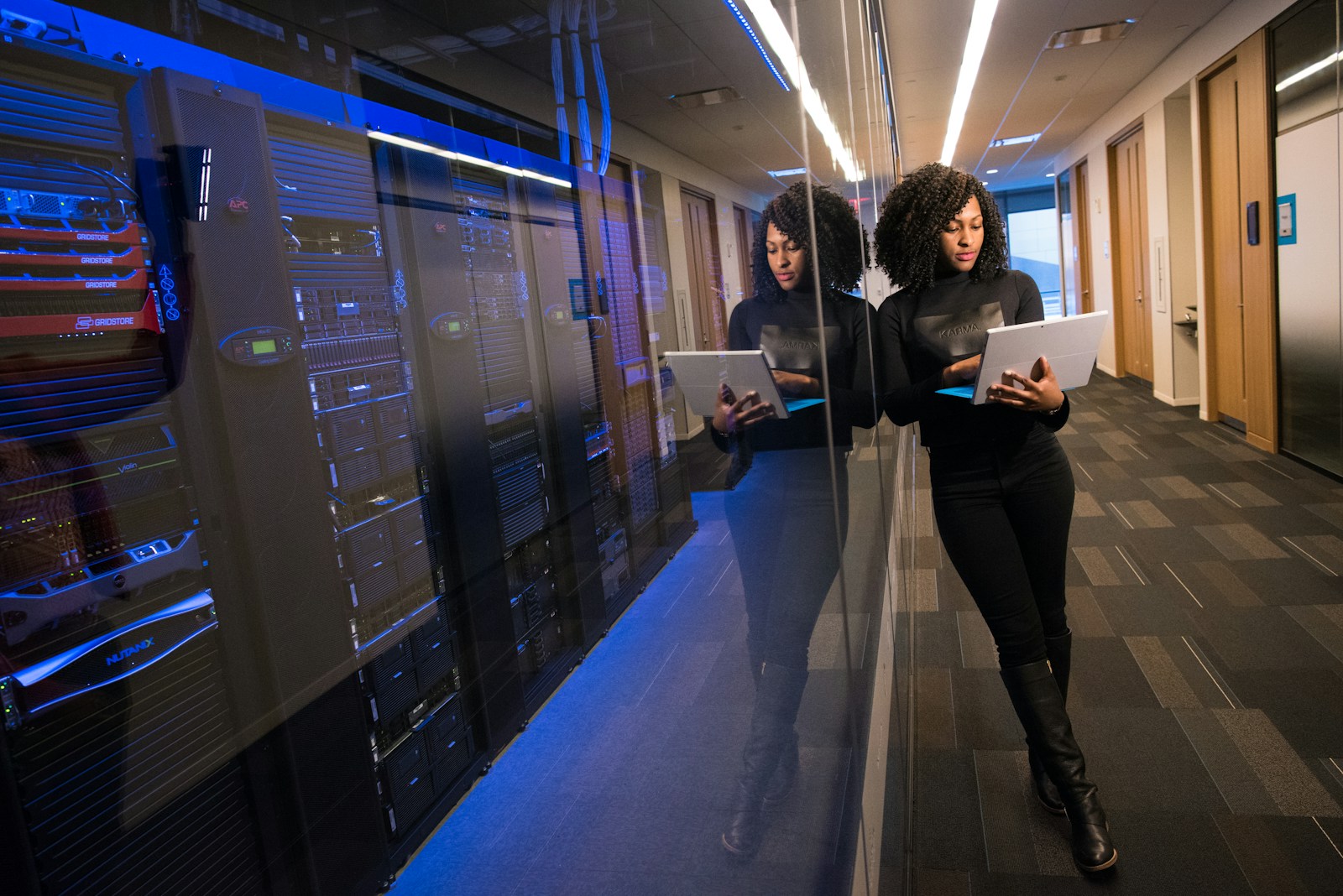 Why Every Young Entrepreneur Should Consider VPS Hosting