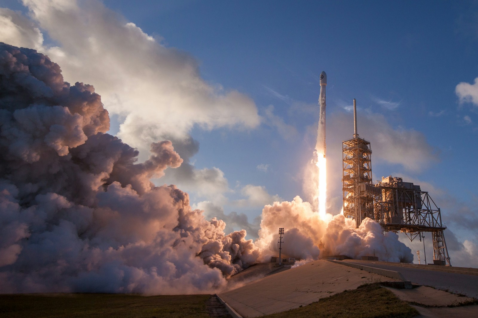 The Complete Guide to Launching on Product Hunt (For First-Timers)