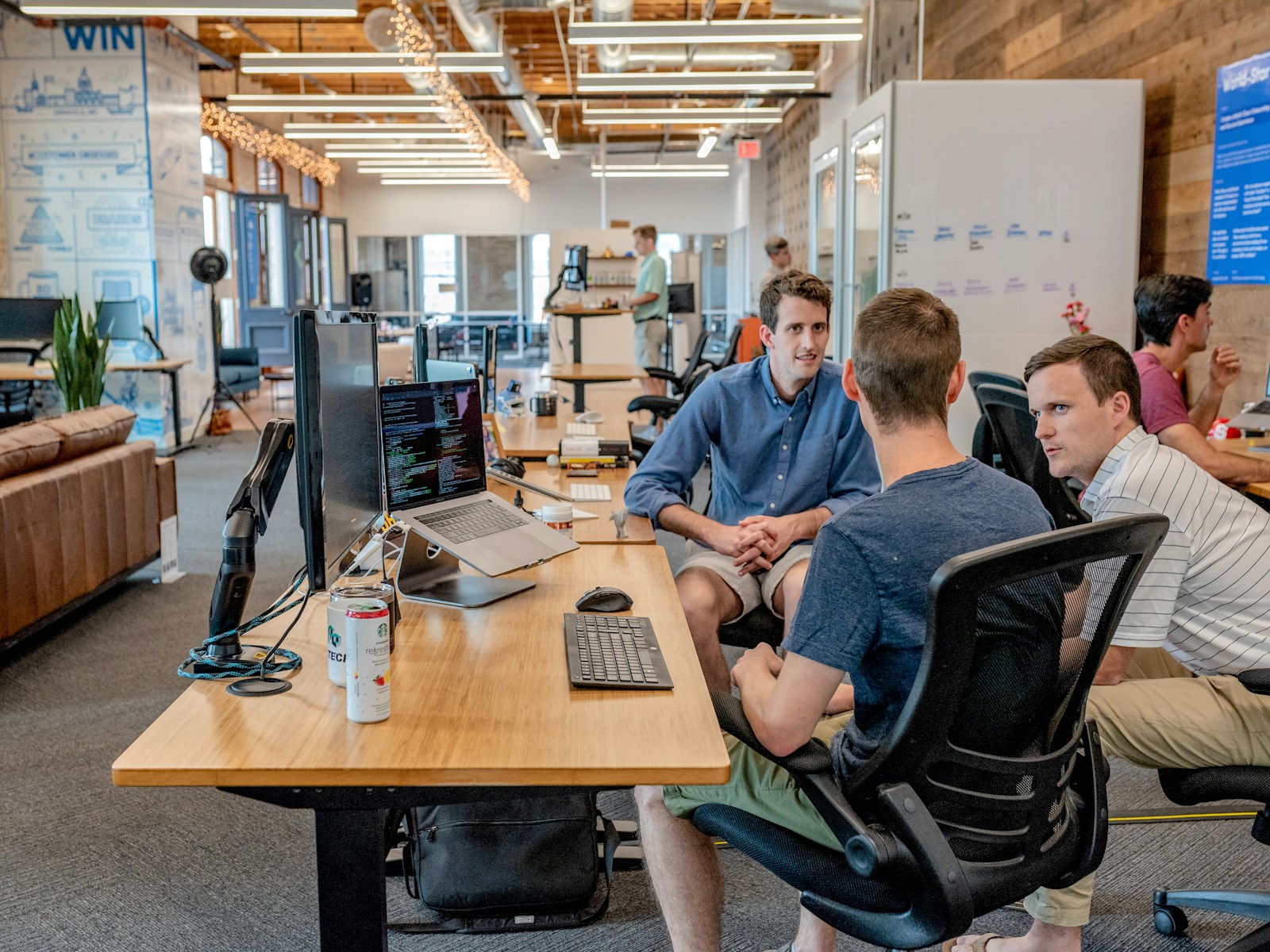 6 communication mistakes that make smart founders sound inexperienced