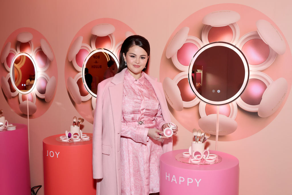 NEW YORK, NEW YORK - APRIL 06: Selena Gomez Celebrates The Launch Of Rare Beauty's Soft Pinch Luminous Powder Blush Collection at Studio 525 on April 06, 2024 in New York City.  (Photo by Cindy Ord/Getty Images for Rare Beauty)