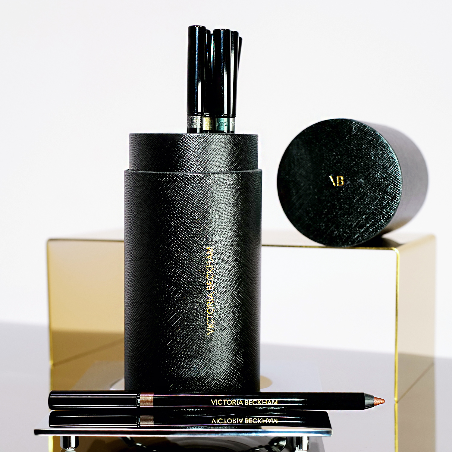 Victoria Beckham Satin Kajal Liner