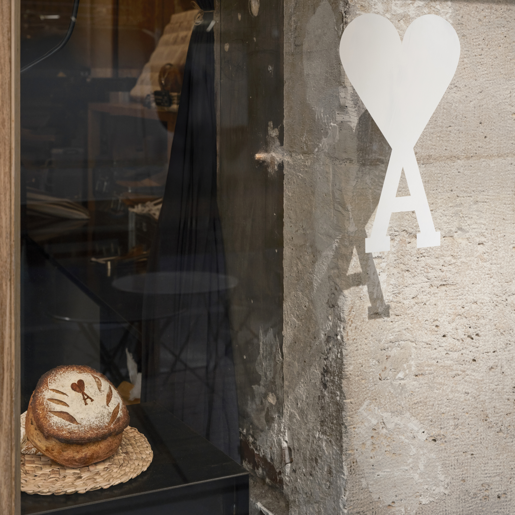 Ami Paris takeover of Petite Île bakery.