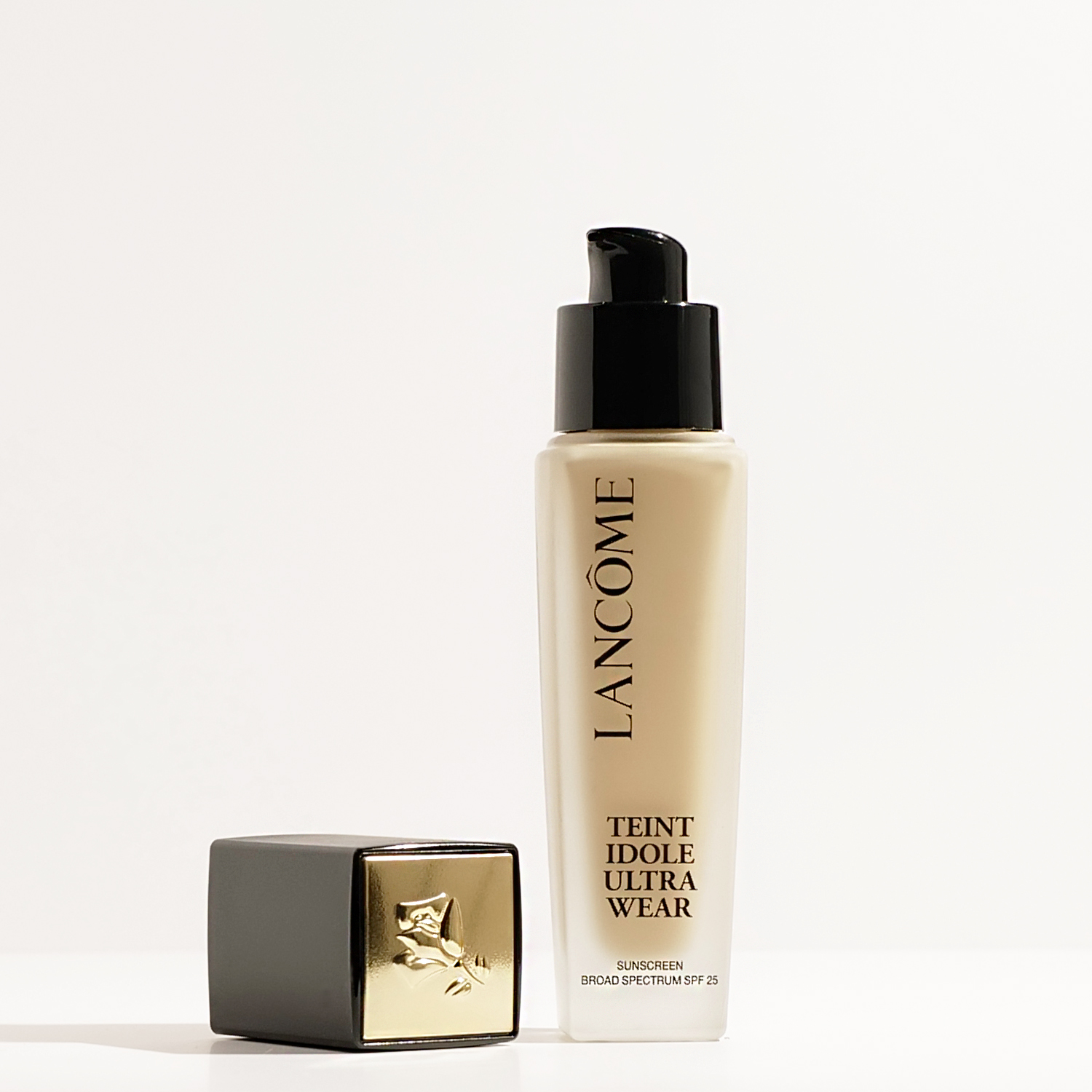 Lancôme Teint Idole Ultra Wear Foundation, tested by editors
