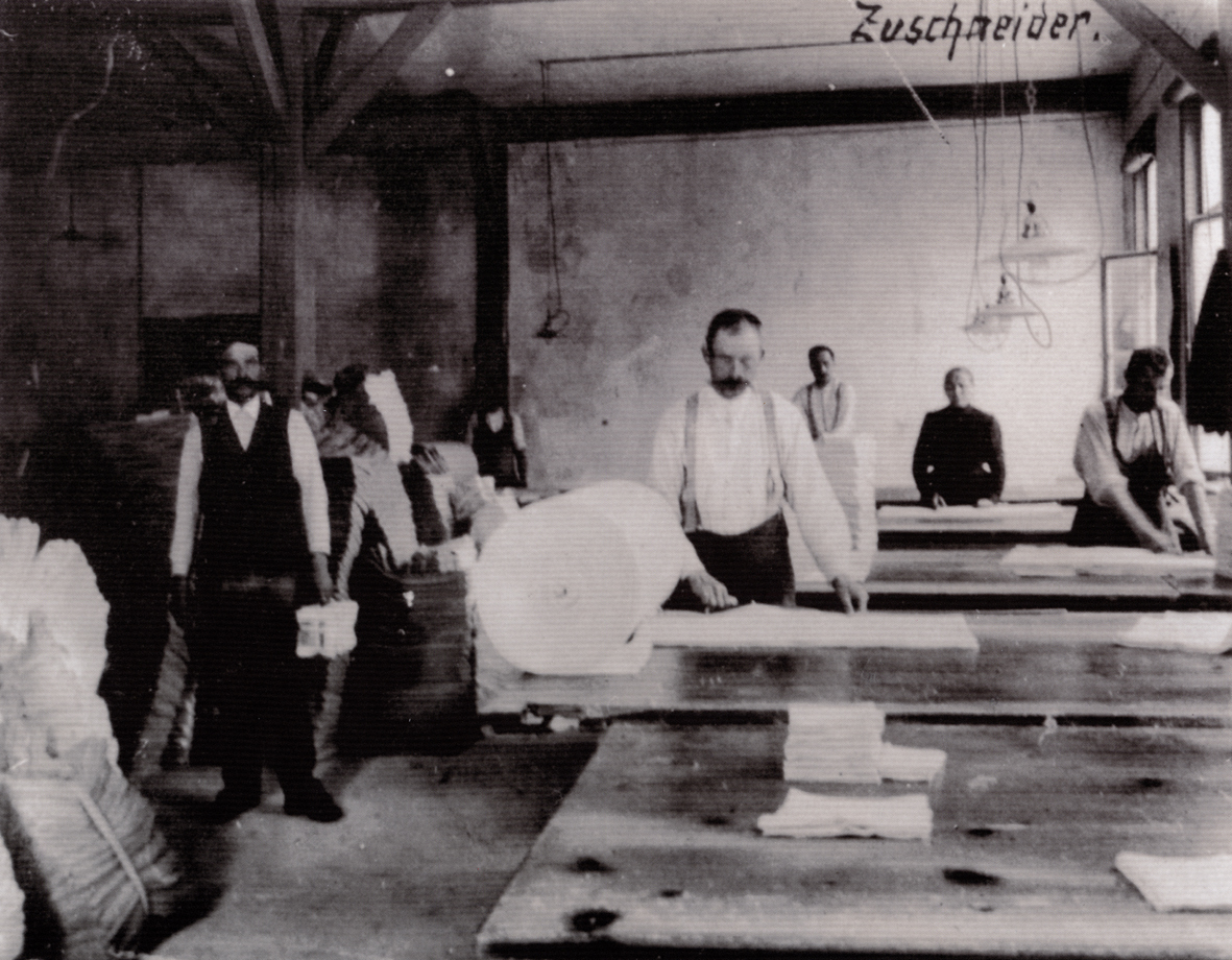 Merz b. Schwanen factory 1911