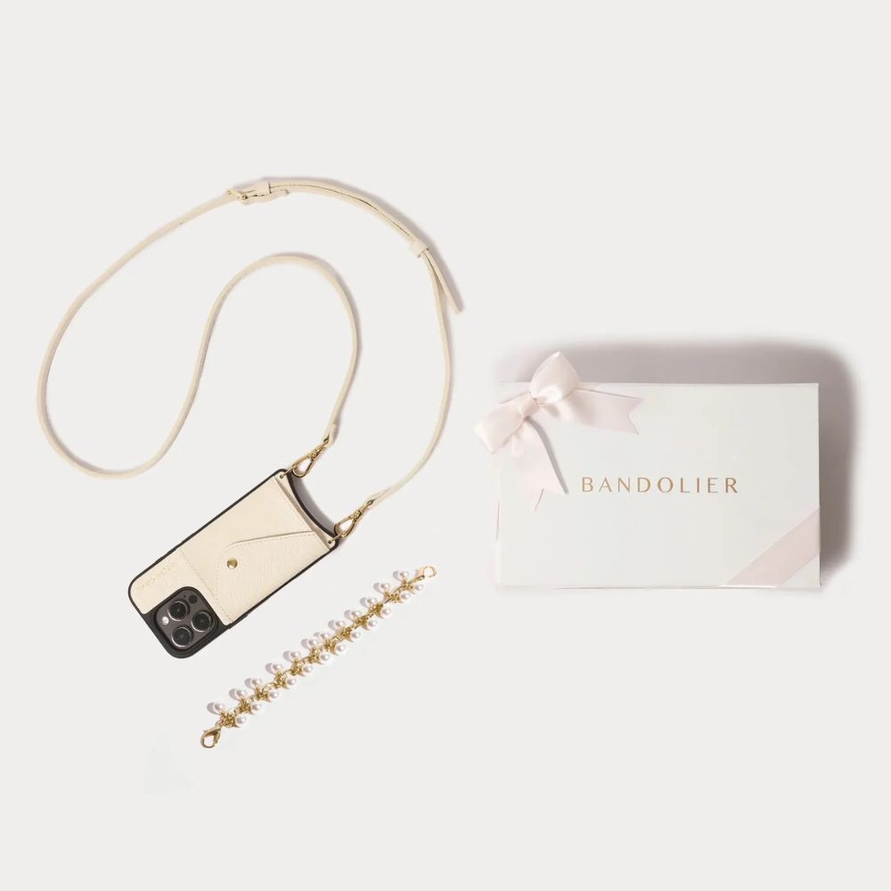 50 Best Gifts for Wives 2025