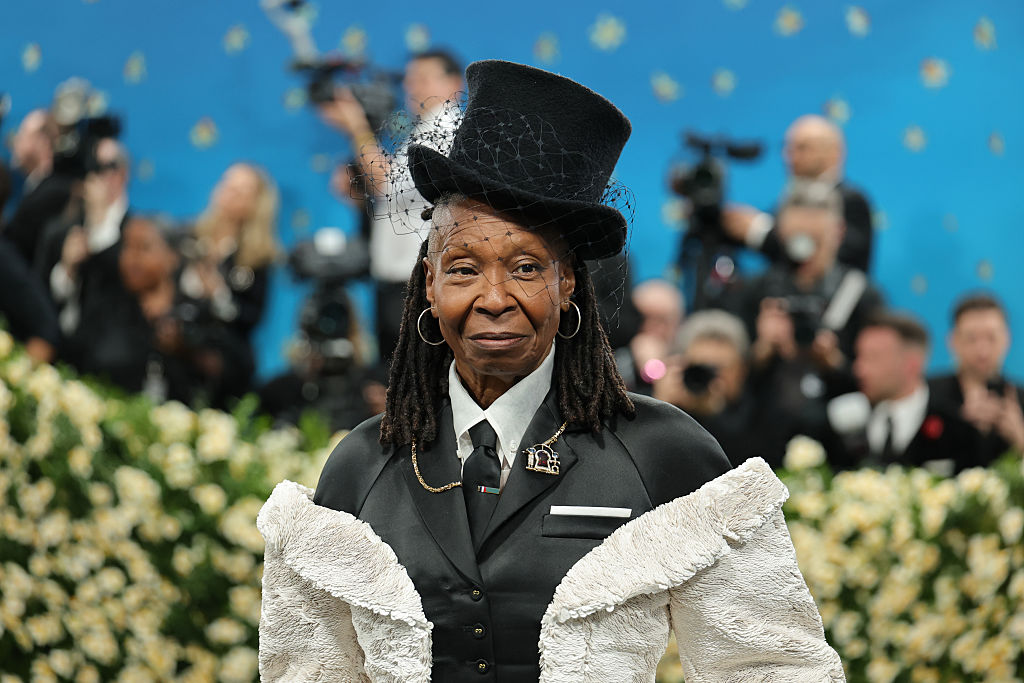 NEW YORK, NEW YORK - MAY 05: Whoopi Goldberg attends the 2025 Met Gala Celebrating