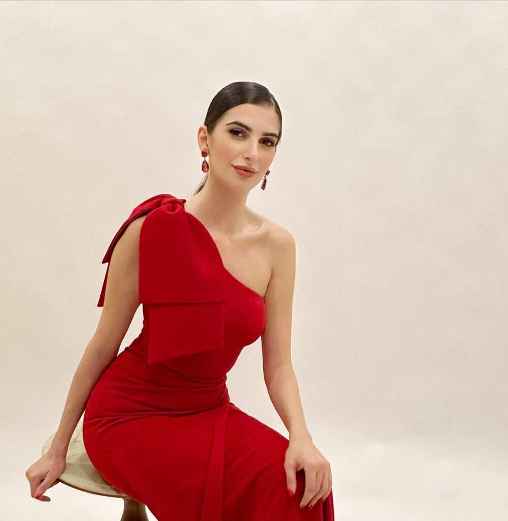 LAURIE JALLOUL Cosmopolitan canada